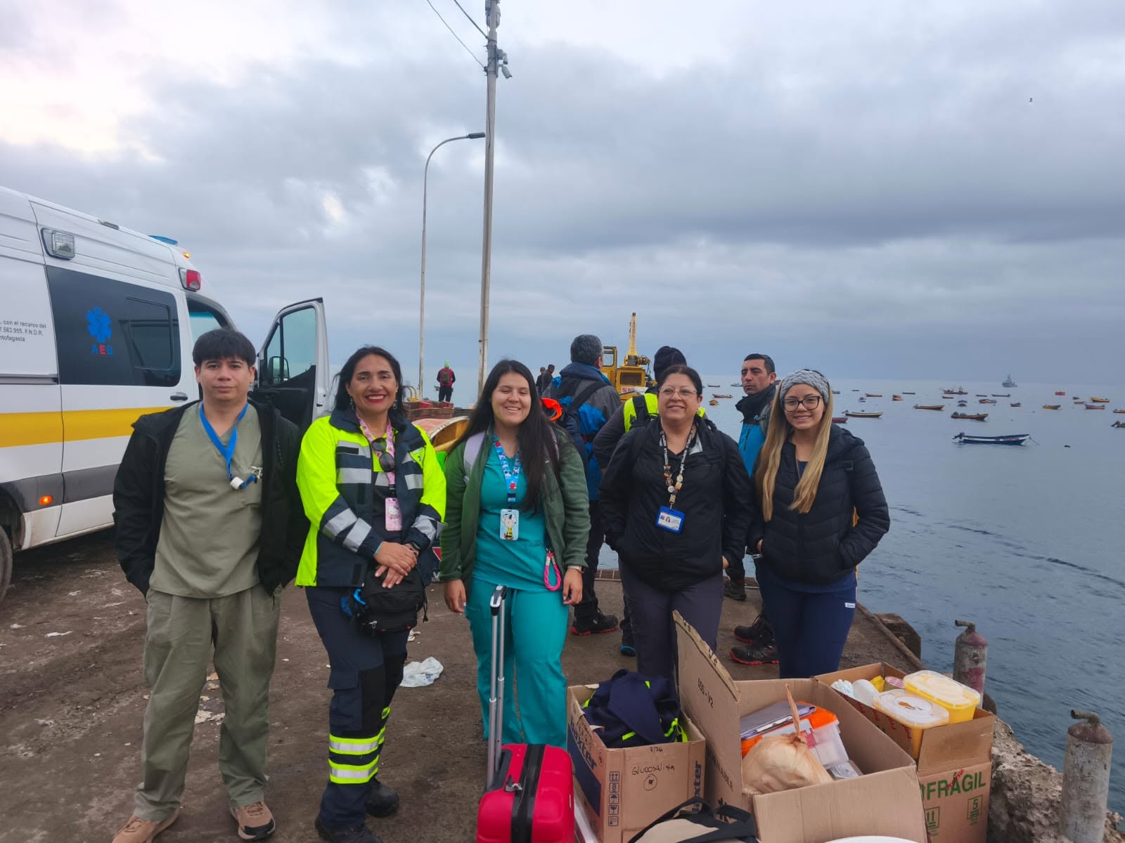 Operativo Inédito: Hospital de Tocopilla y Armada coordinan asistencia médica marítima para familias de Caleta Punta Arenas