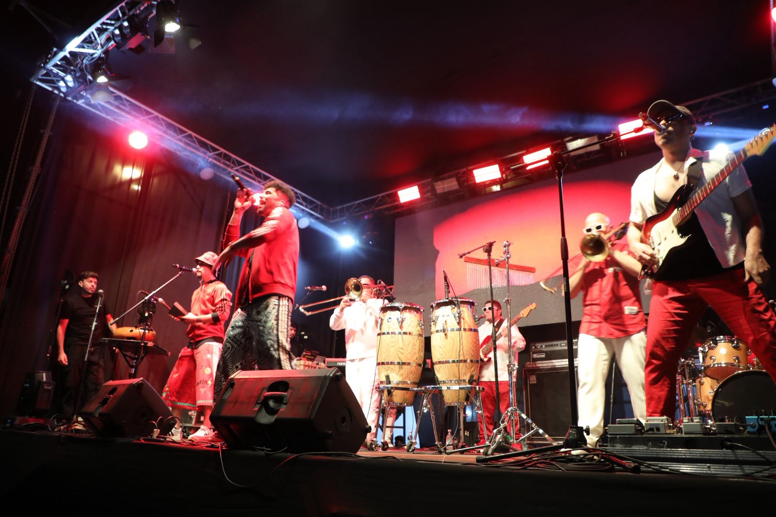 Celebran el Día de la Madre con música, entretención y emprendedoras locales