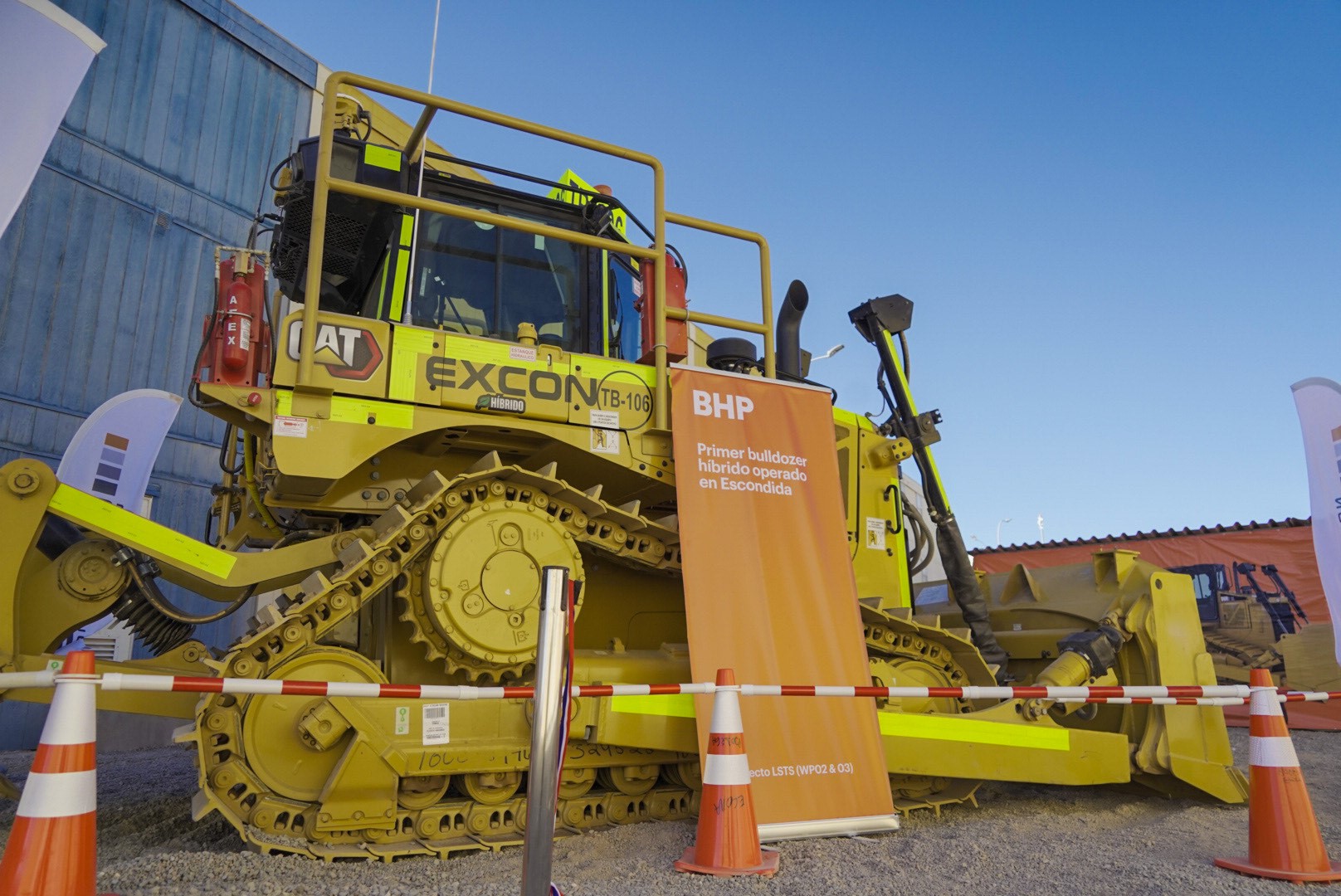 BHP recibe los primeros bulldozer híbridos de Sudamérica
