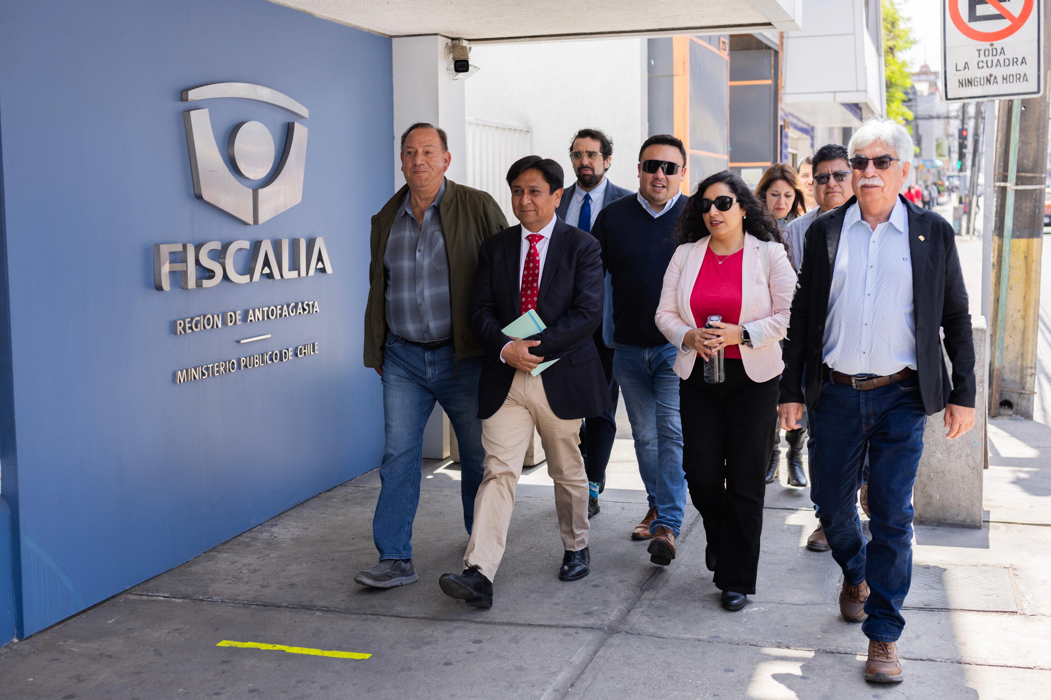 Gobernador denunció a la fiscalía fraude al fisco por 400 millones y aseguró paralizar entrega de recursos públicos al centro científico