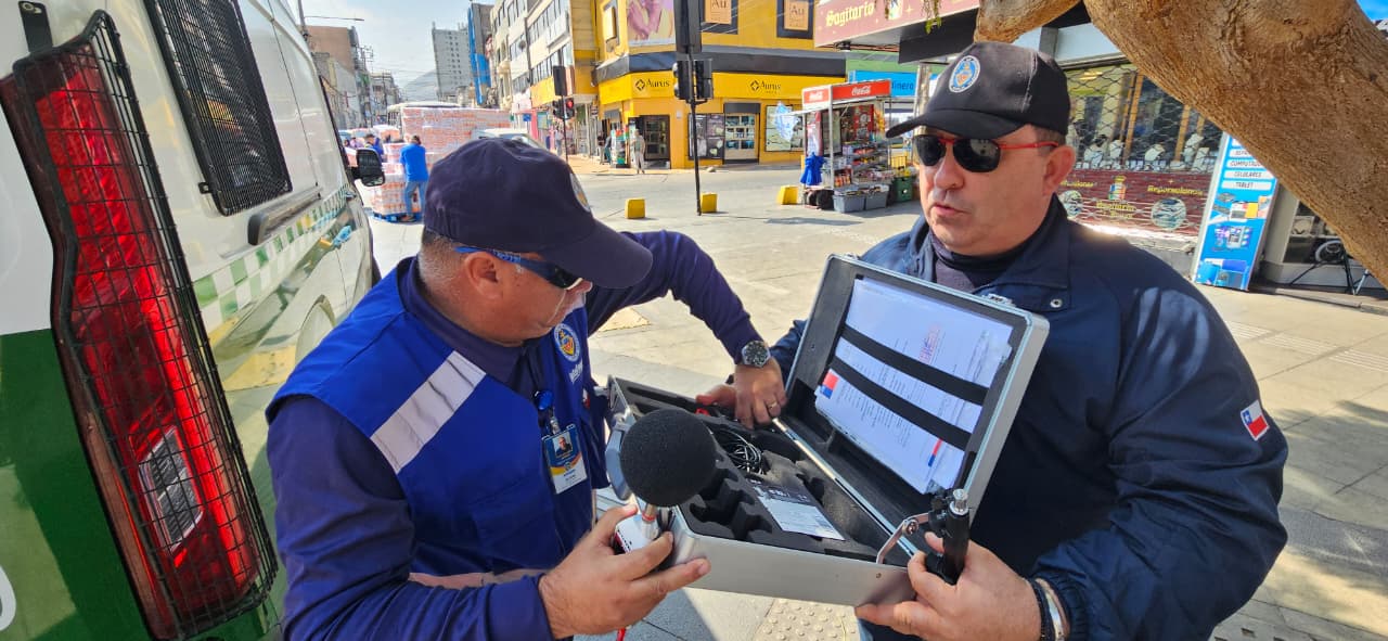 Municipalidad intensifica mediciones de ruidos ambientales en el sector Prat con Matta