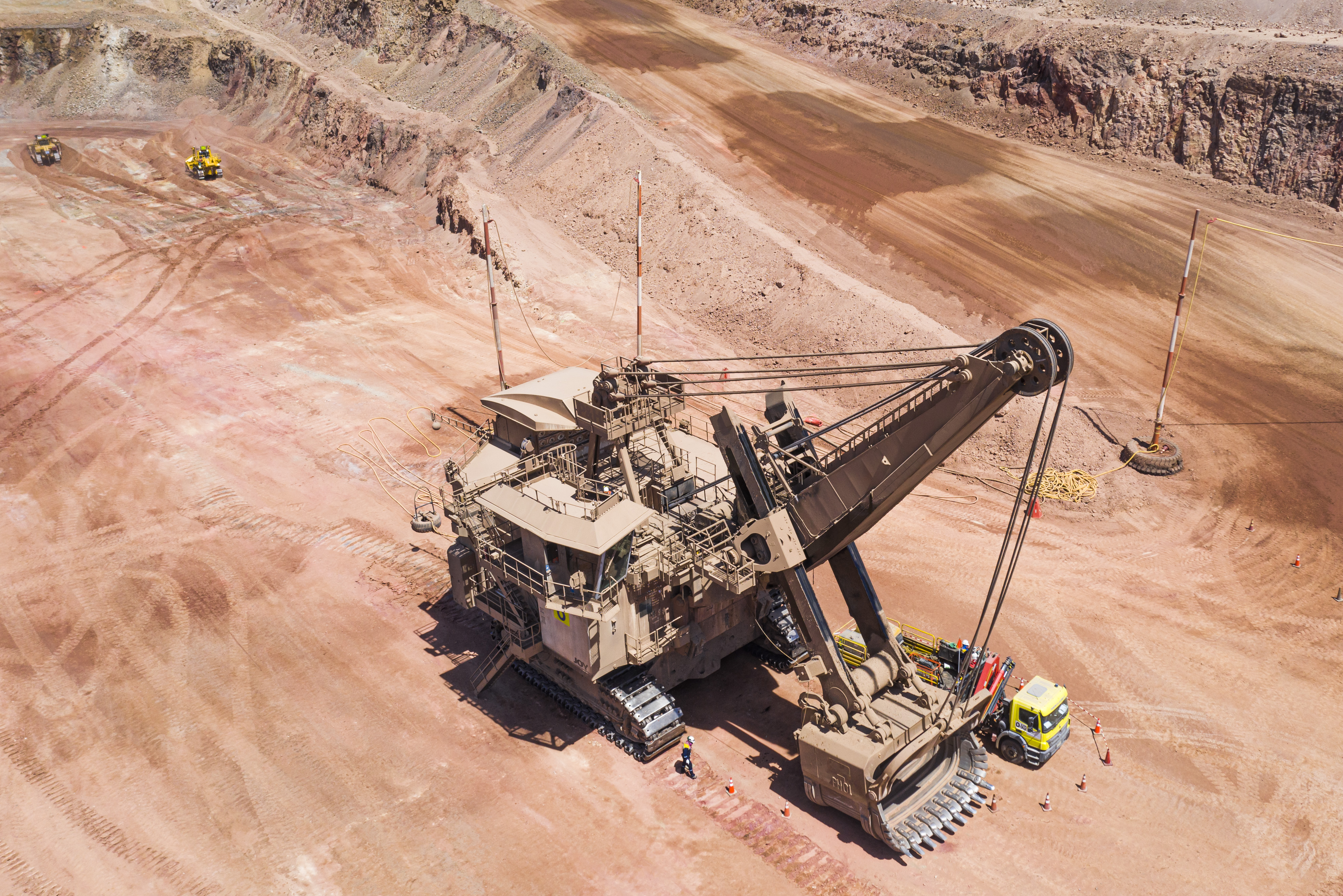 Minera Sierra Gorda SCM junto a Komatsu alcanzan récord mundial minero