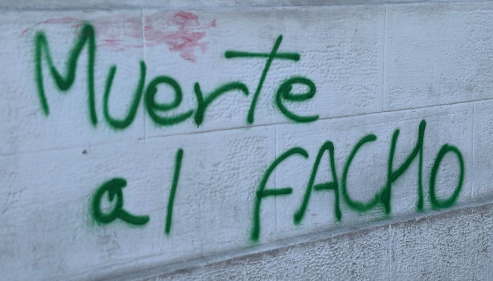 Sistema de televigilancia municipal permitió detención de dos personas por rayados en la Catedral