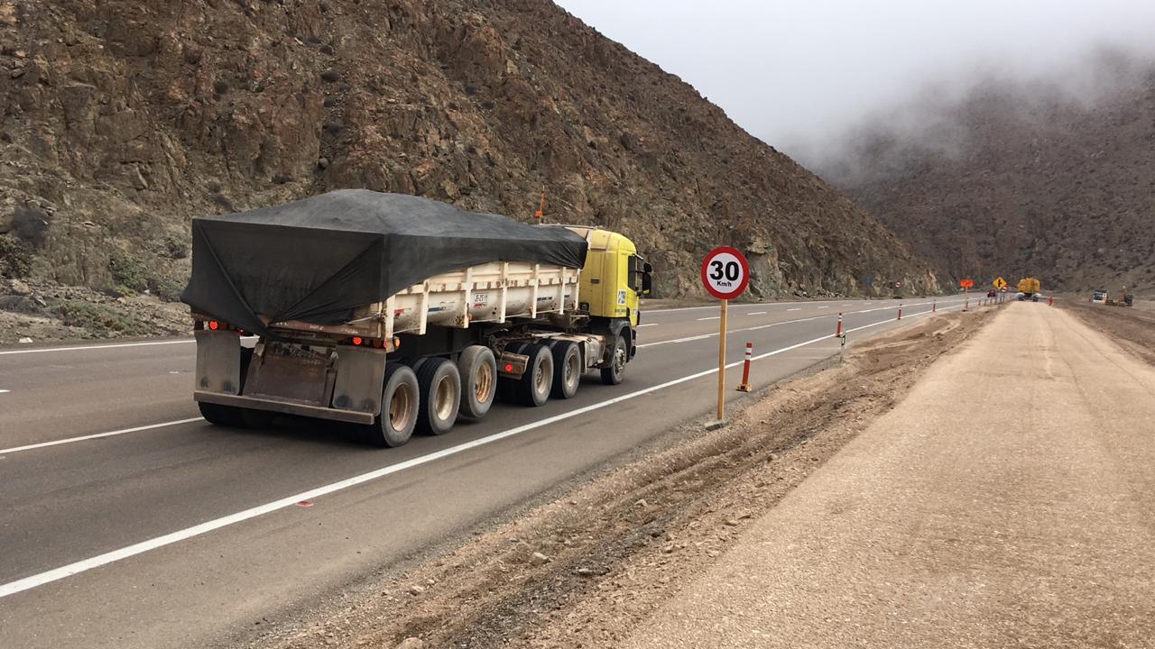 MOP ejecuta obras de conservación y seguridad vial en cuesta Paposo