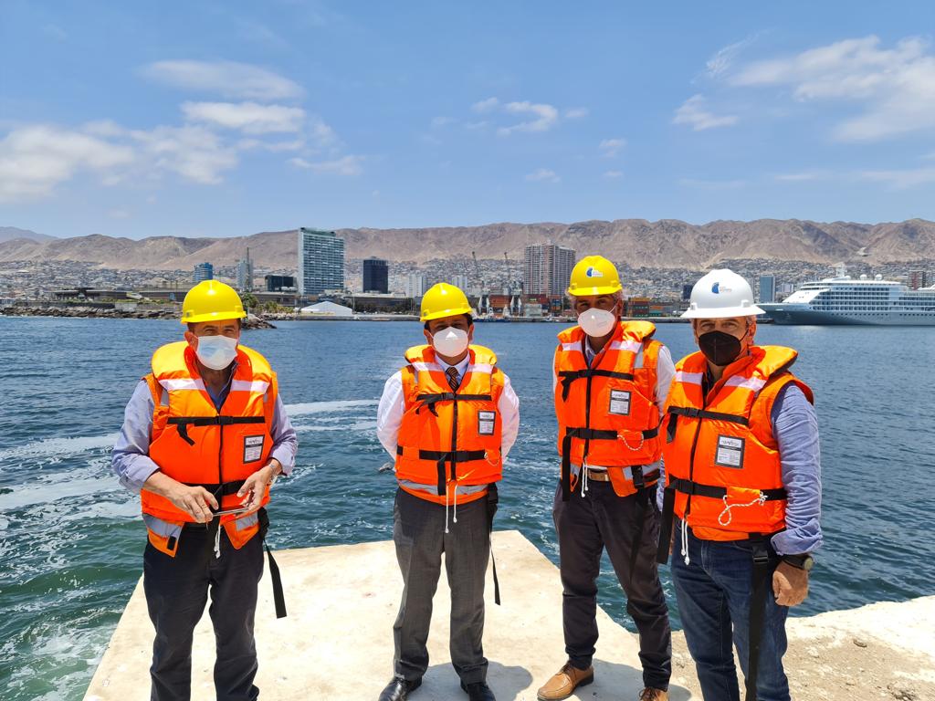 Gobernador de la Región de Antofagasta visitó Puerto Antofagasta y conoció avance de proyectos estratégicos