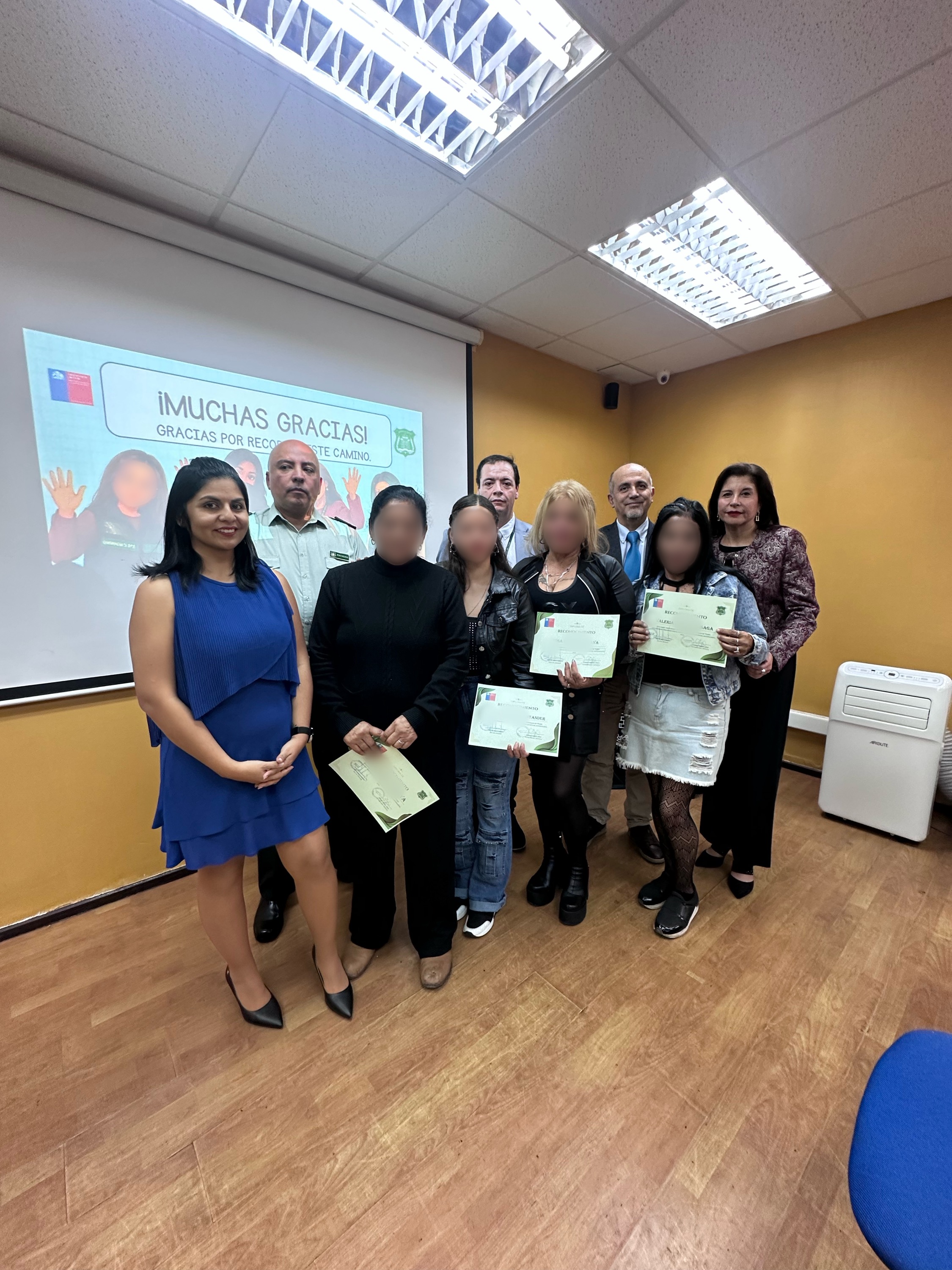 Mujeres en cumplimiento de libertad vigilada culminan taller para romper círculos antisociales
