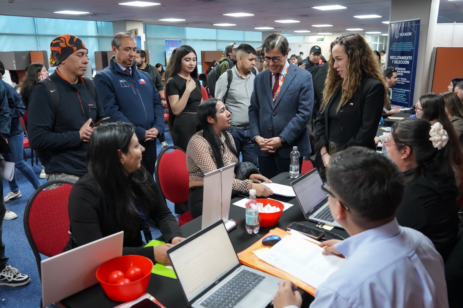 Feria laboral convocó a 1.300 personas y ofreció cerca de 500 oportunidades de empleo