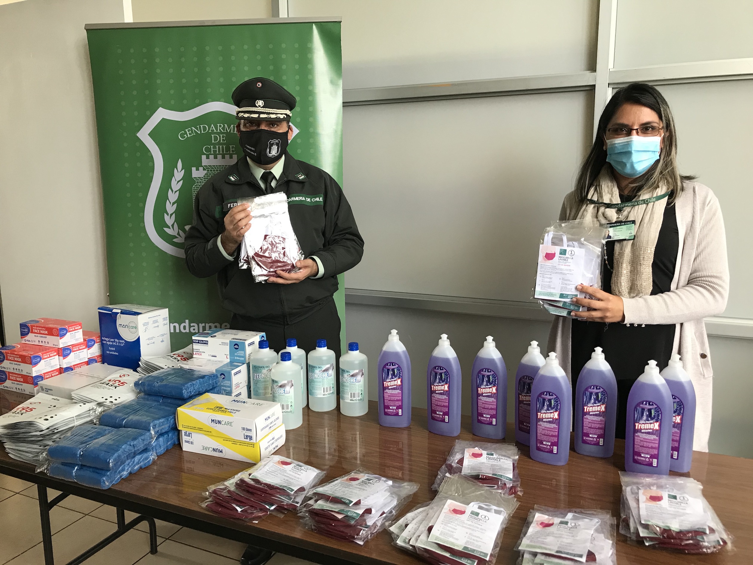 GENDARMERÍA REFUERZA ENTREGA DE ELEMENTOS DE PROTECCIÓN A FUNCIONARIOS Y POBLACIÓN PENAL DE LA REGIÓN
