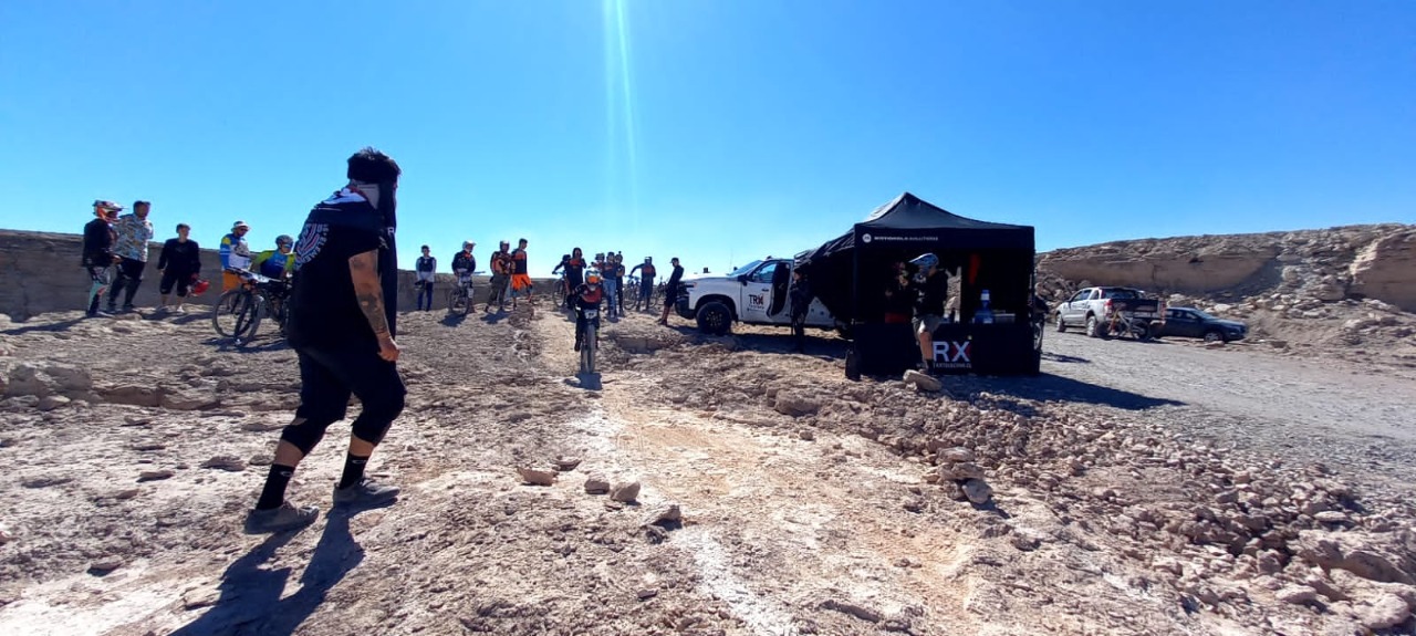 Empresa calameña apoya importante carrera de MTB enduro realizada en la zona
