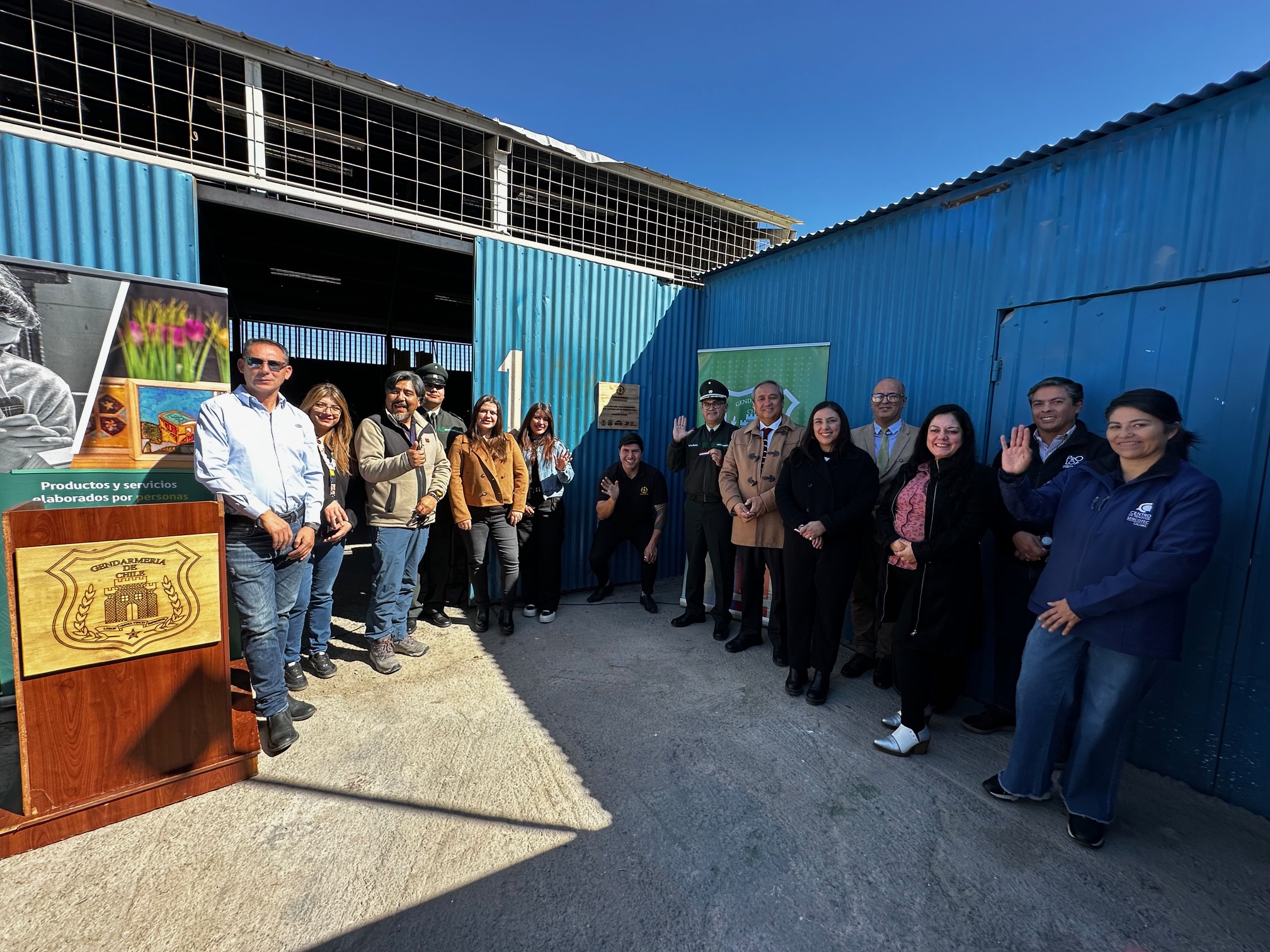Gendarmería y Rehazte acuerdan trabajo conjunto en beneficio de la reinserción social