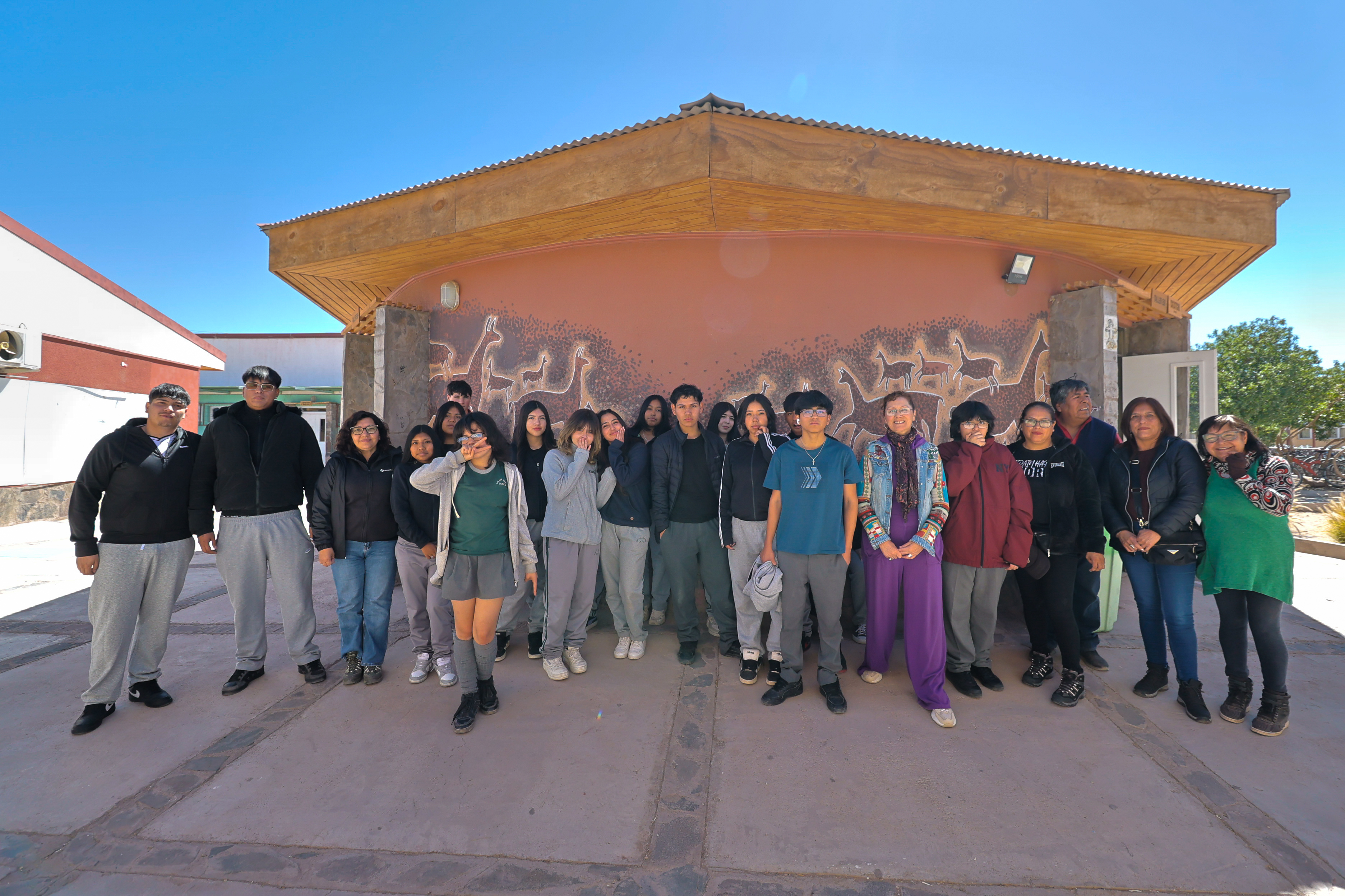 Cultura, medioambiente y patrimonio reúnen a distintas generaciones en San Pedro de Atacama
