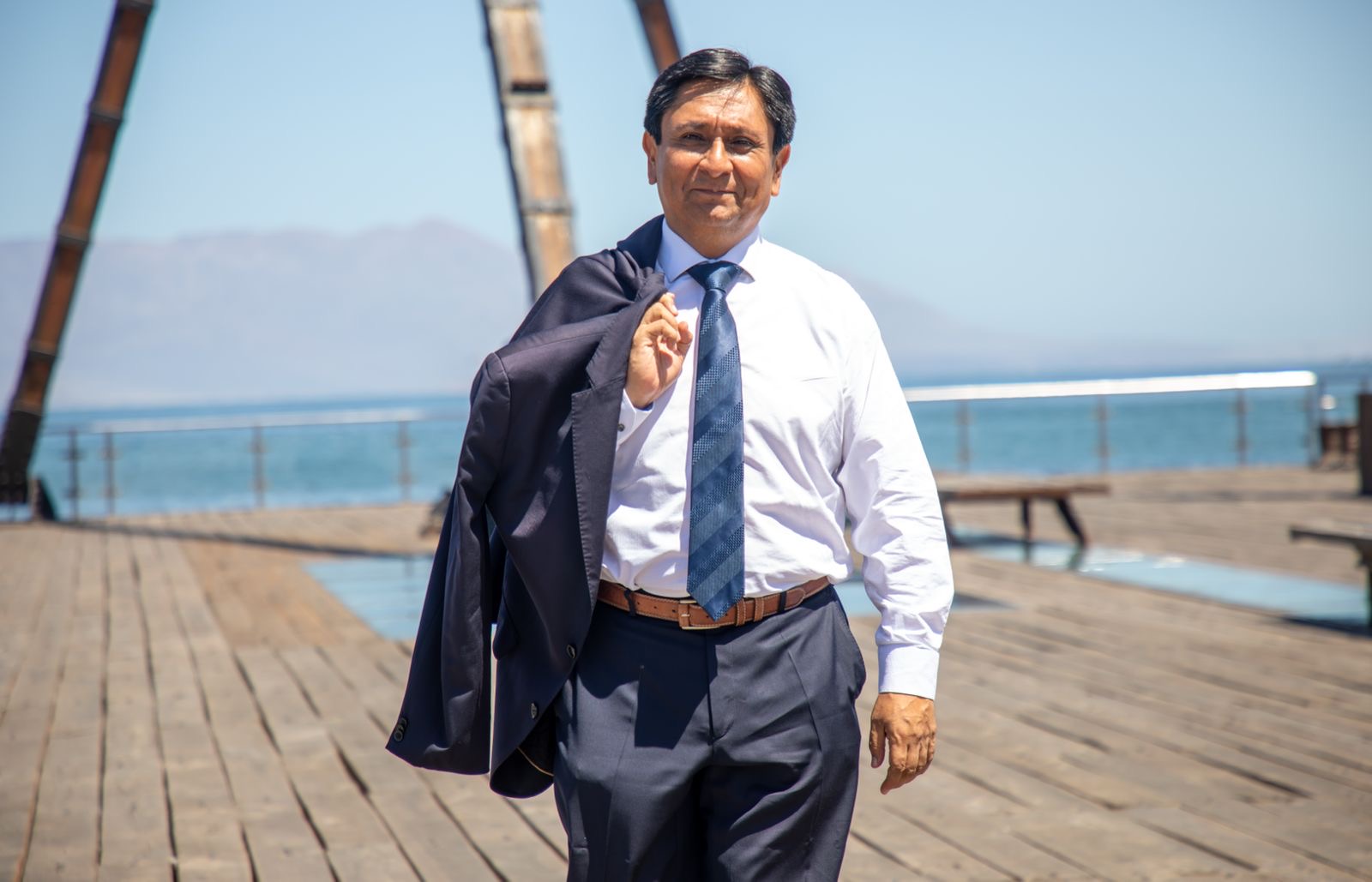 Gobernador Regional asegura que el gobierno tomó una decisión política con la intención clara de “afectar a los sectores medios y más vulnerables"