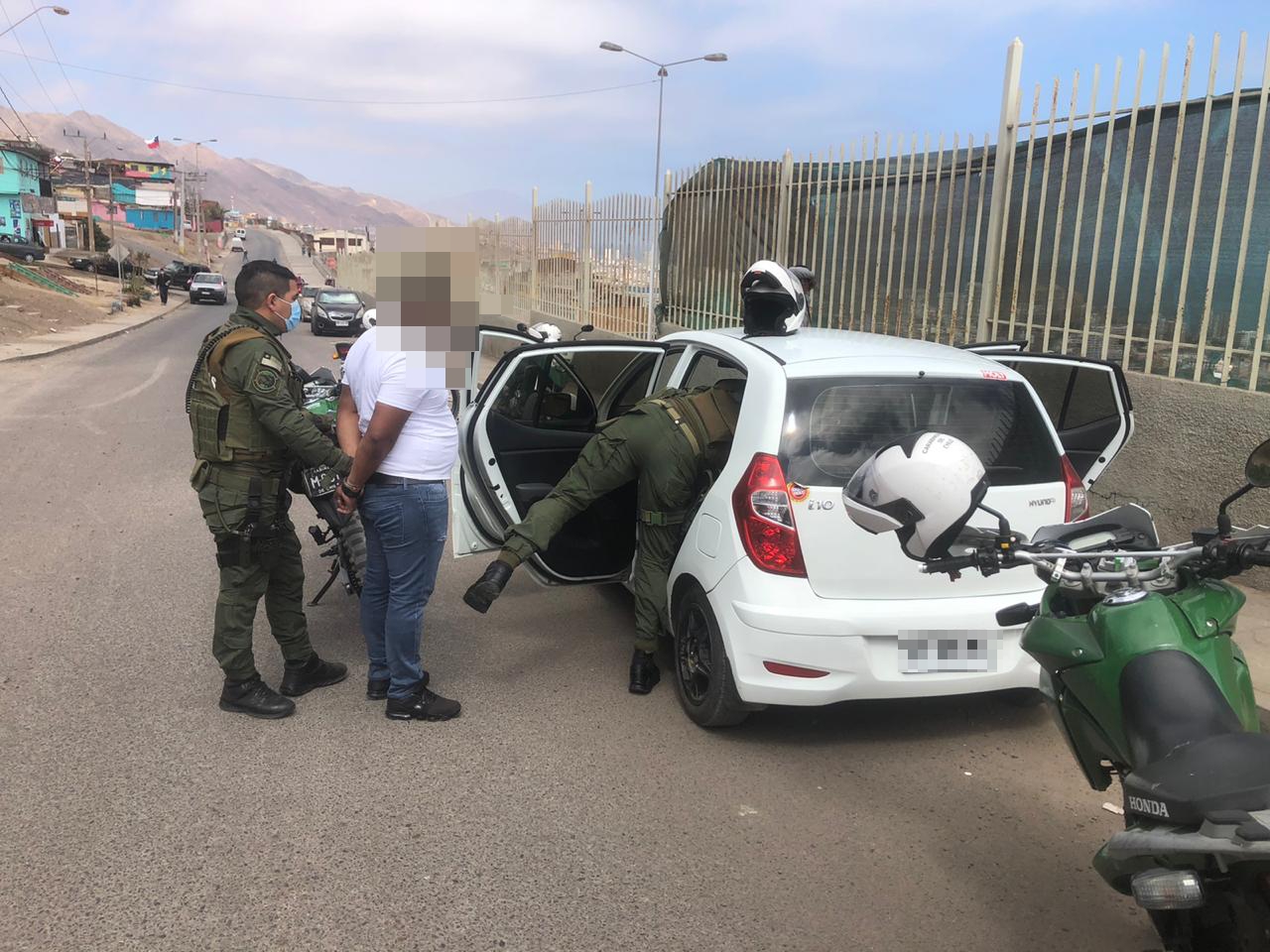 En patrullaje preventivo Carabineros sorprende a sujeto con cocaína base