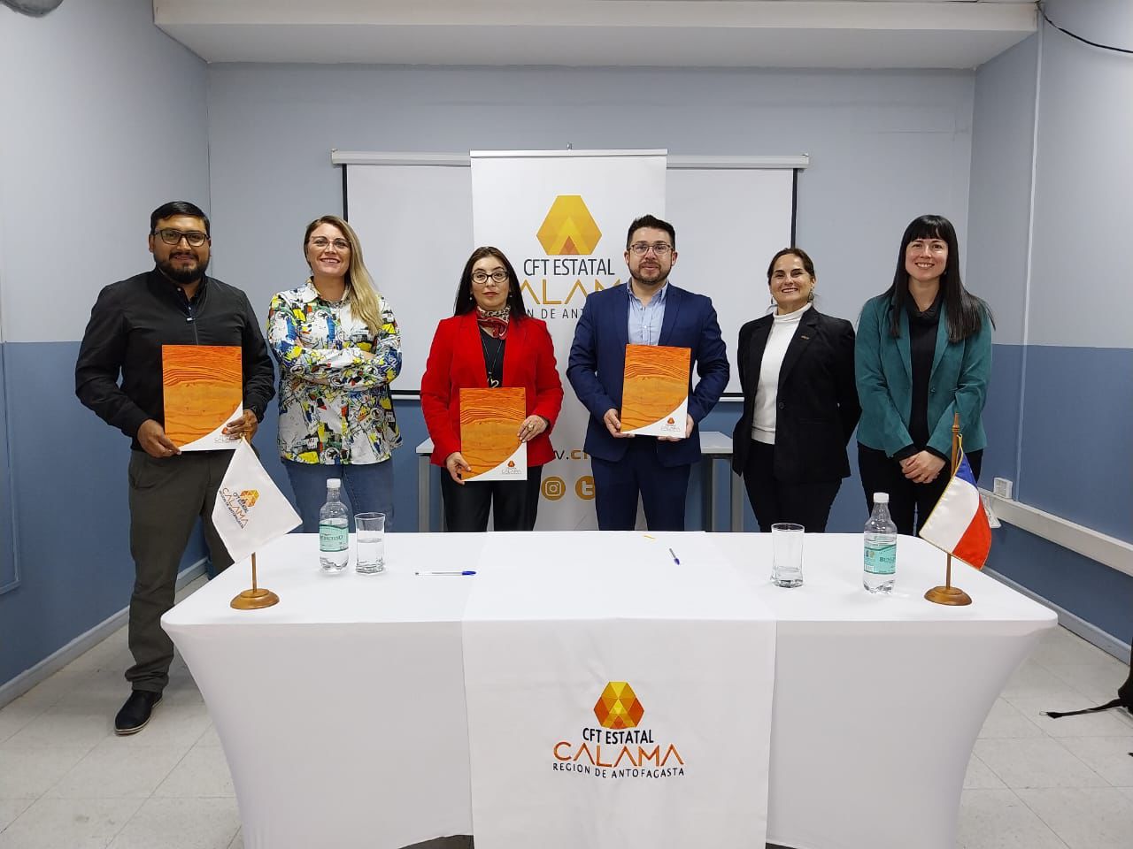 CFTE, Codelco y Cefomin se unen para entregar 40 becas a estudiantes de TNS en Operación de Equipos Mineros