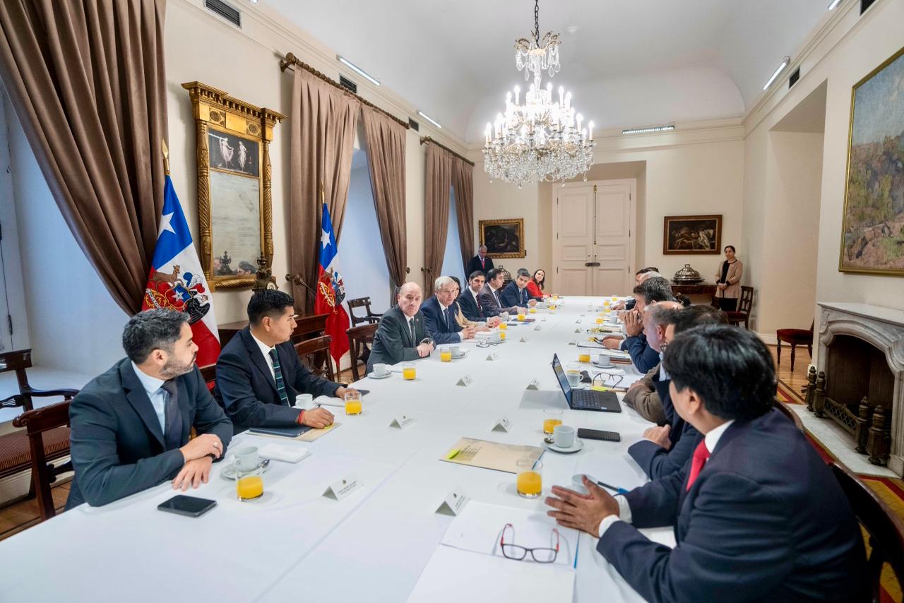 Gobernador calificó como buena la reunión sostenida con el presidente por temas de relevancia regional