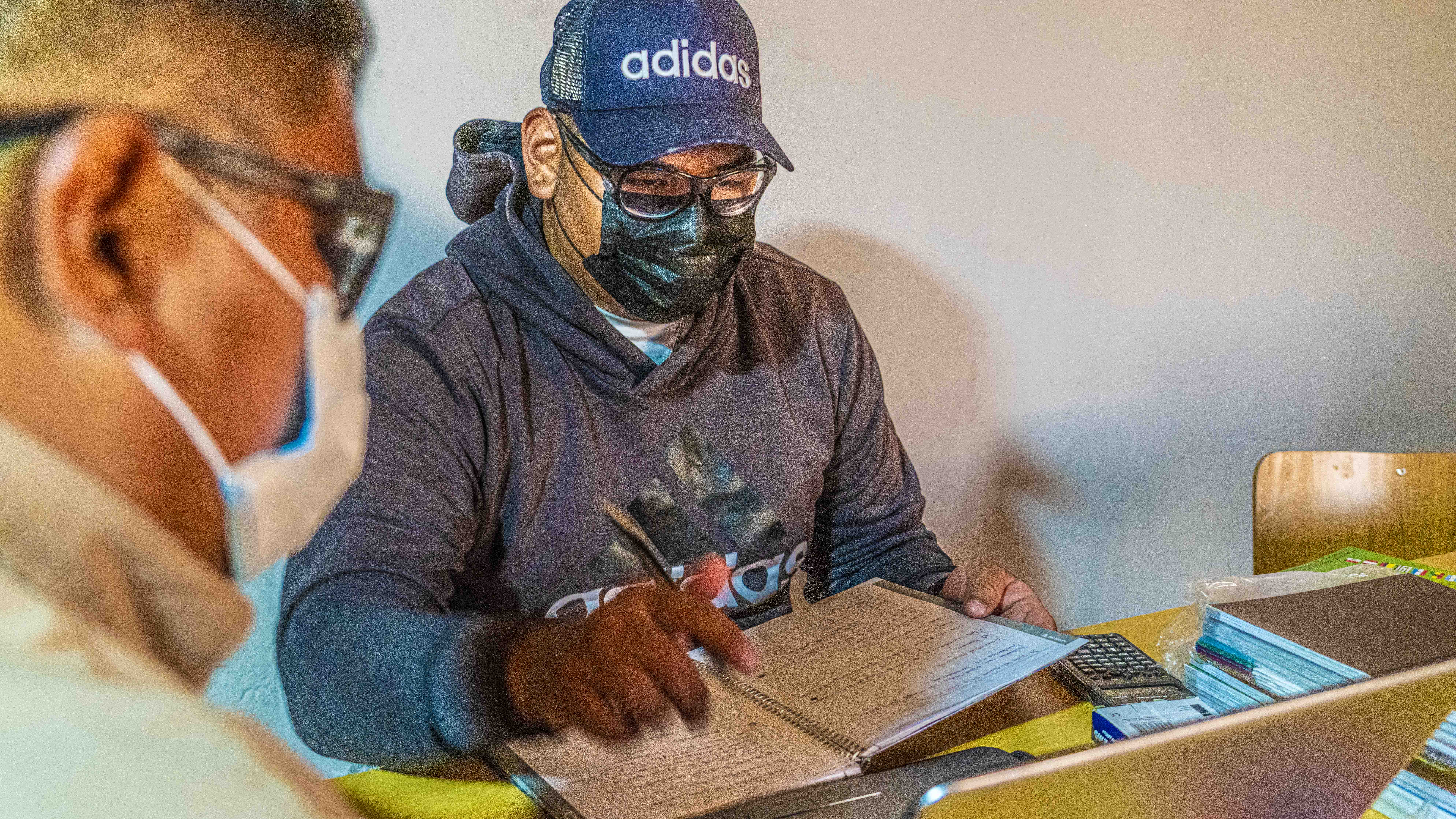 120 alumnos y alumnas del Salar de Atacama inician el desafío de completar su educación básica y media