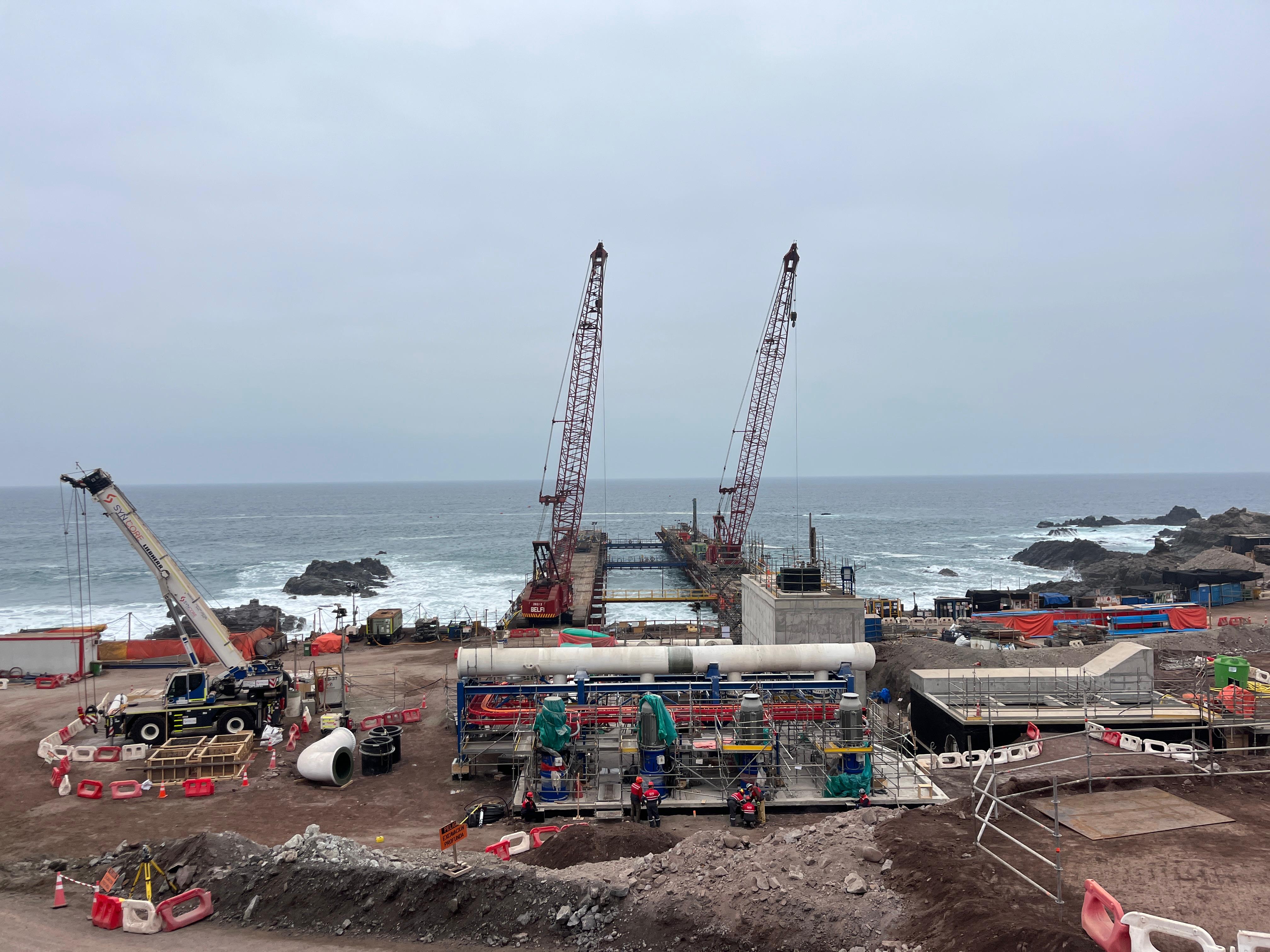 Codelco anuncia avance del 81% en la construcción de su primera planta desaladora