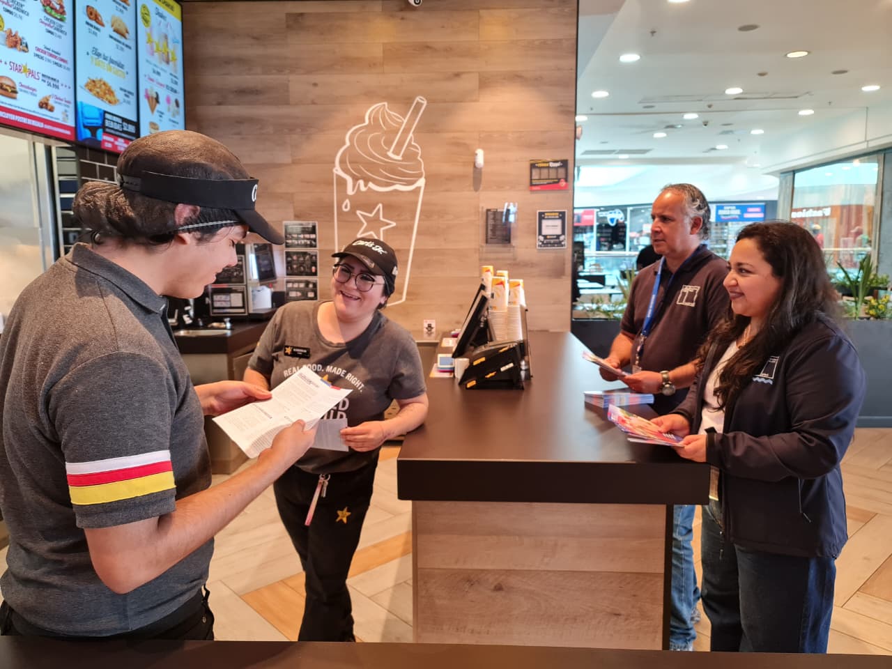 Dirección del Trabajo aplicó multas por no respetar feriados irrenunciables del comercio en Fiestas Patrias