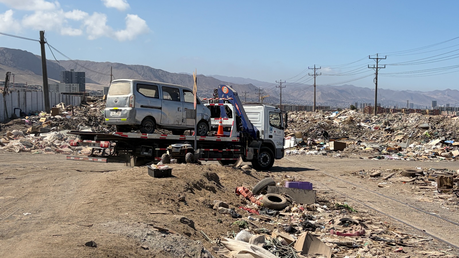 Municipio refuerza fiscalizaciones a fleteros para erradicar quemas en el sector norte de la comuna