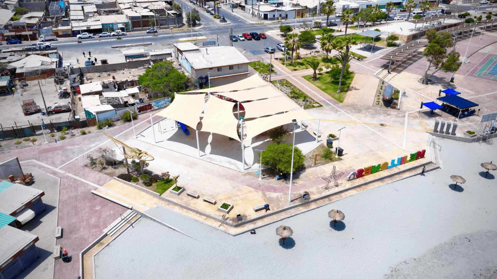 En Mejillones inauguran nueva área sombreada y duchas en la Plaza de la Cultura