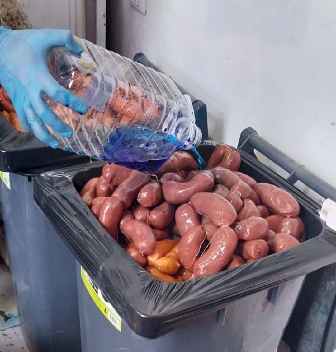 Salud inicia sumario y prohíbe funcionamiento de frigorífico