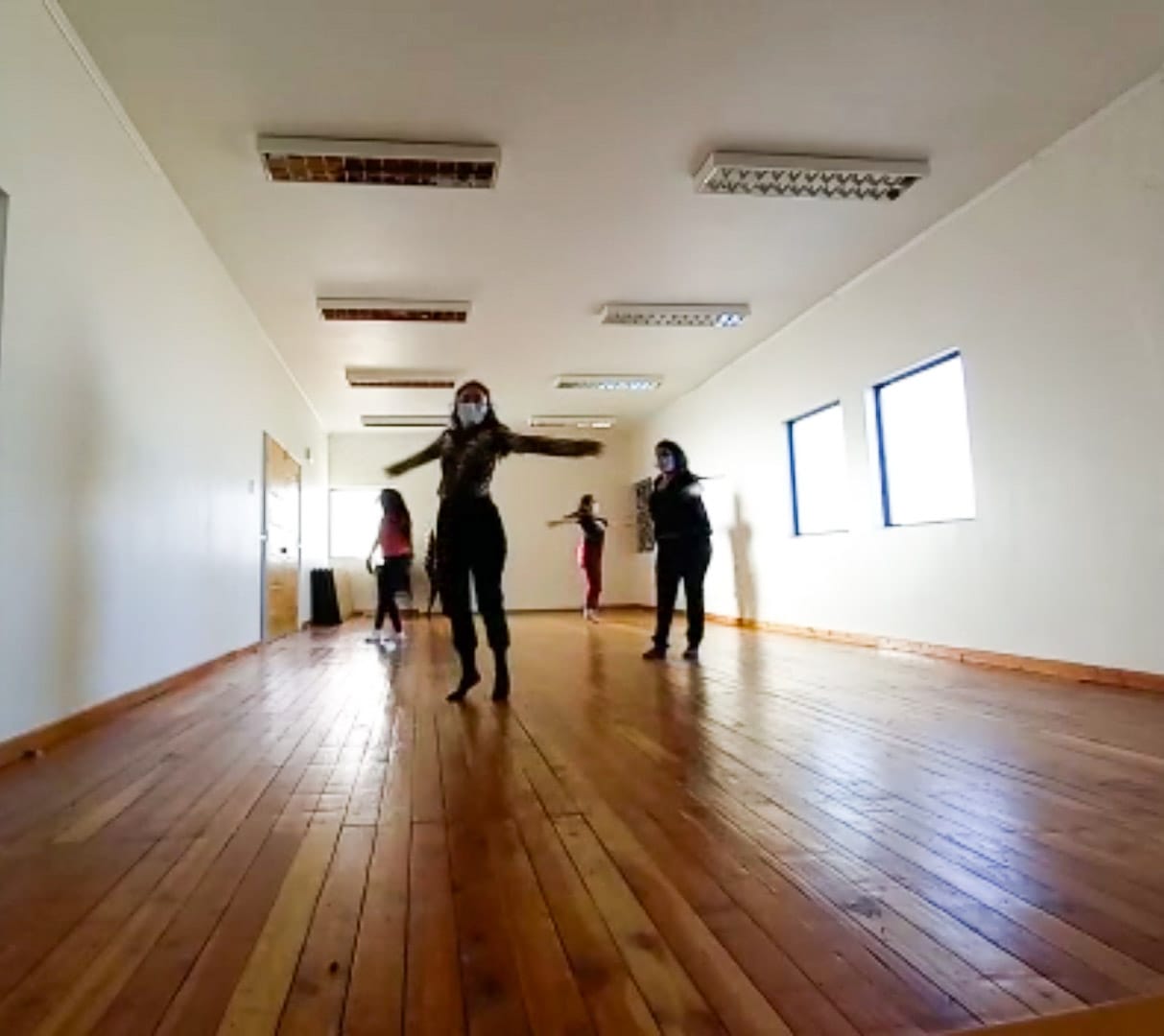 Reconociendo nuestro patrimonio a través de la danza: la exitosa iniciativa de danza en Ollagüe