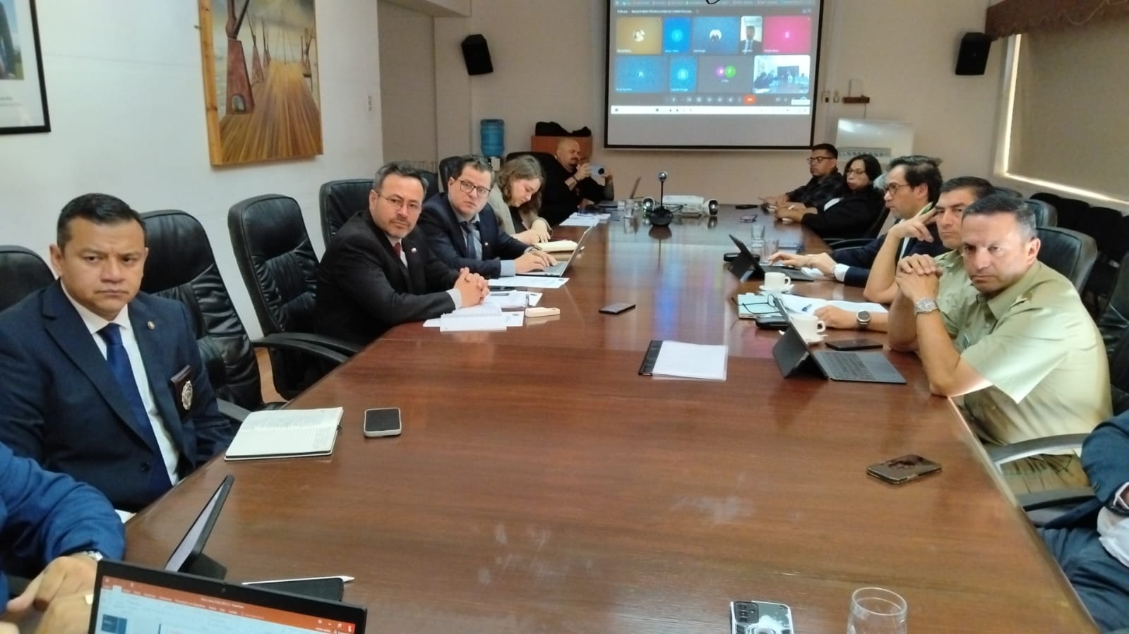 Fortalecen ofensiva contra redes vinculadas al robo de cobre
