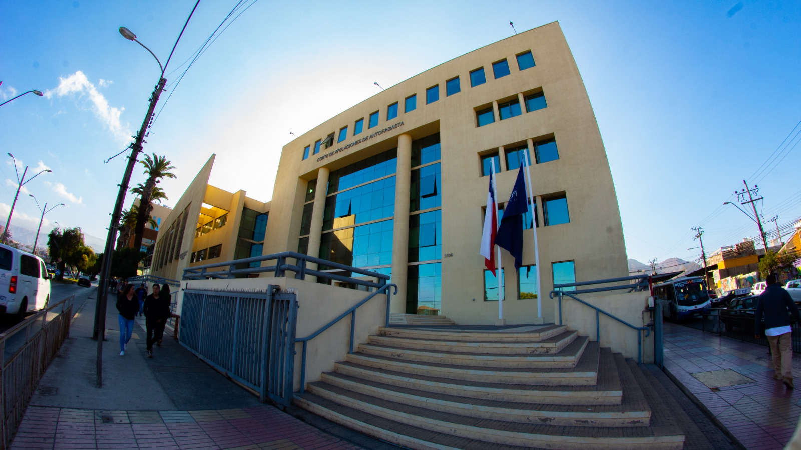 Corte confirma condena a SSA por falta de servicio y eleva indemnización a familia de niña que falleció en hospital de Taltal