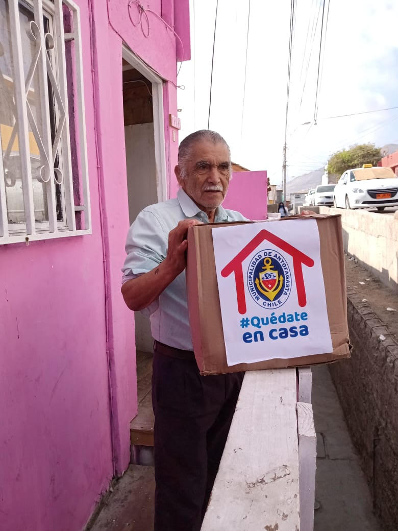 ALCALDESA COORDINA CON DIRIGENTES VECINALES AYUDA SOCIAL A VECINOS MÁS NECESITADOS