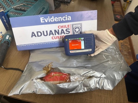 Aduanas detecta más de 4,5 kilos de pasta base y otros ilícitos en controles