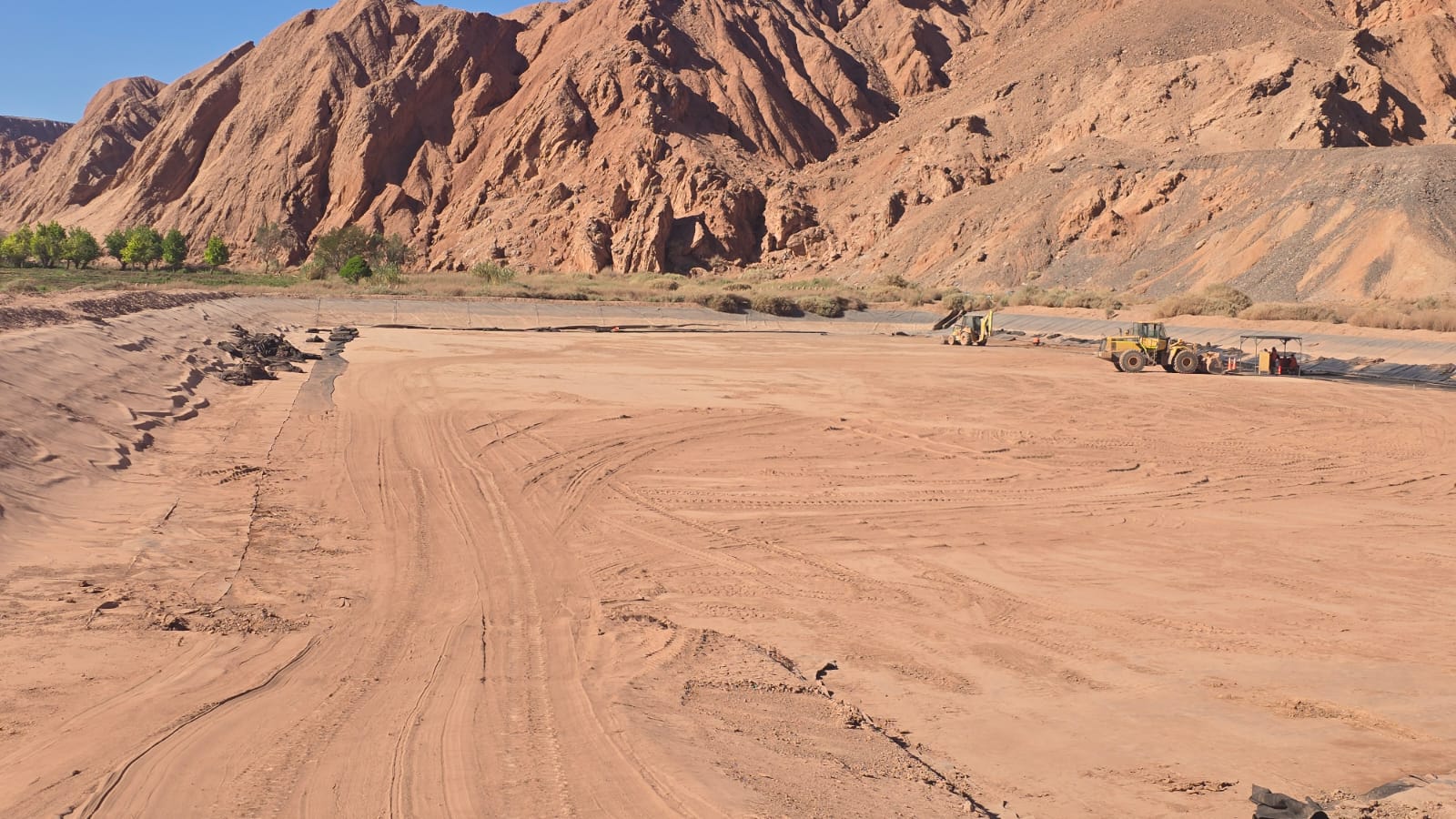 MOP dio inicio a la conservación del tranque Huachar en San Pedro de Atacama