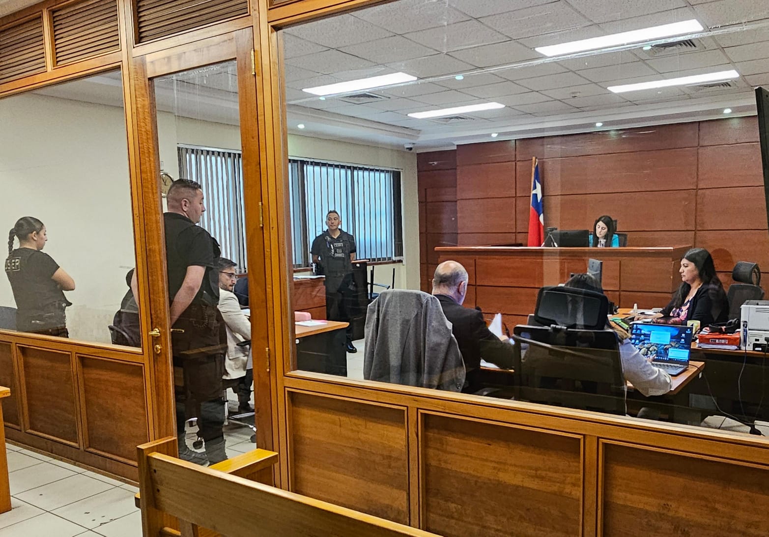 Fiscalía detalló modus operandi de exfuncionaria del hospital investigada por malversación y lavado de activos