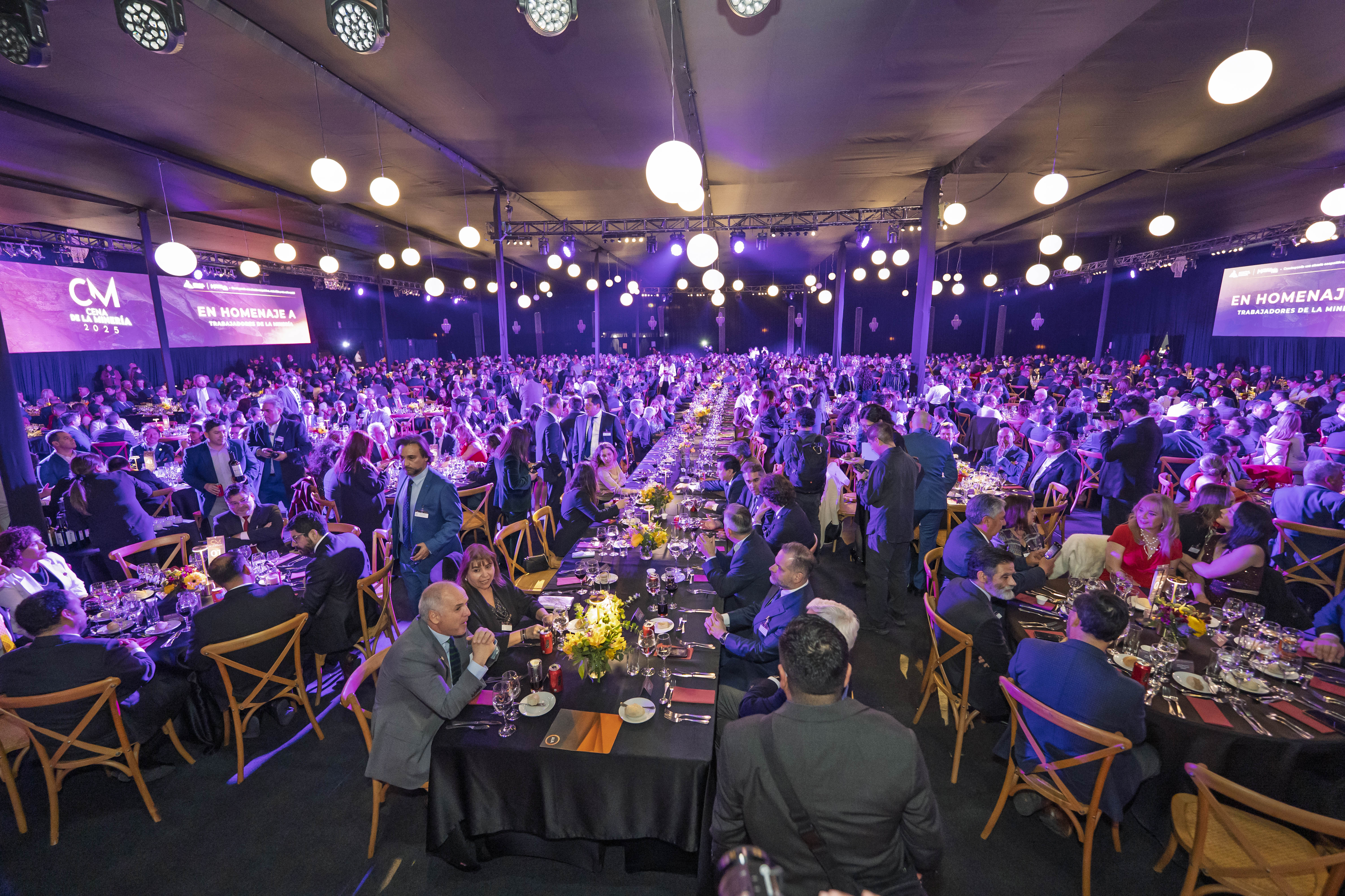 Homenaje a los trabajadores de la industria marcó la Cena de la Minería