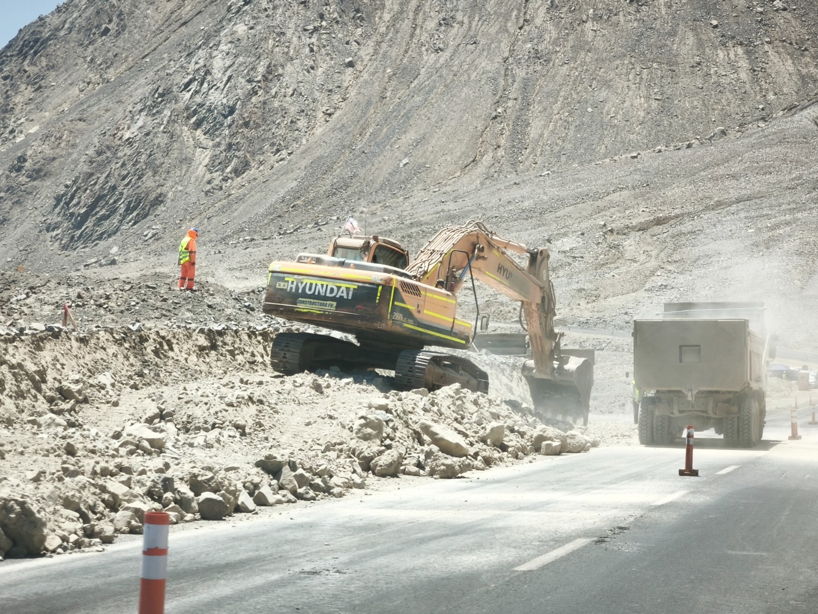 Dan el vamos a obras en Ruta 1 desde Paso Malo a Caleta Urco