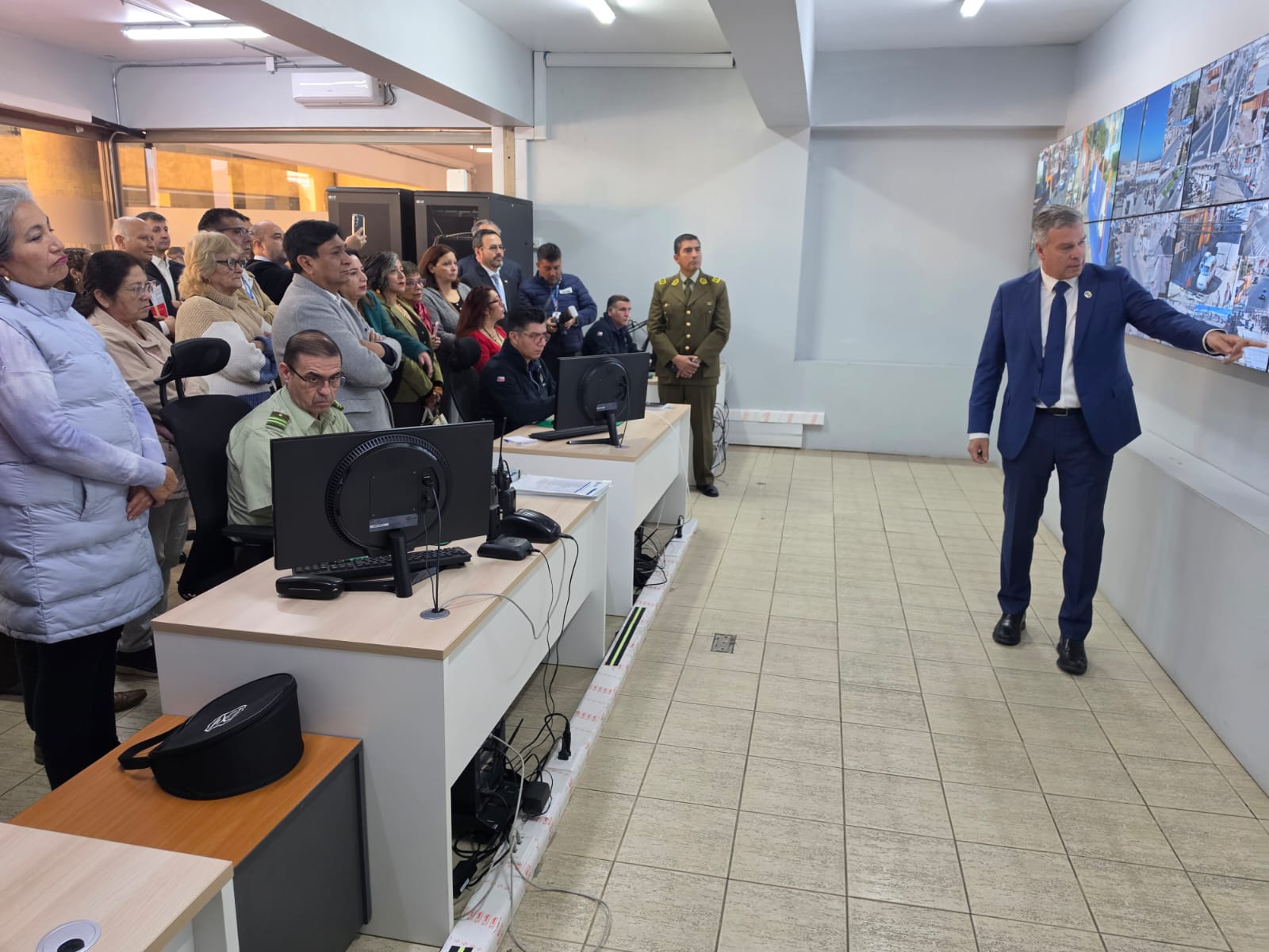 Inauguran nueva central de televigilancia municipal que cuadruplicó su capacidad de cámaras en un año